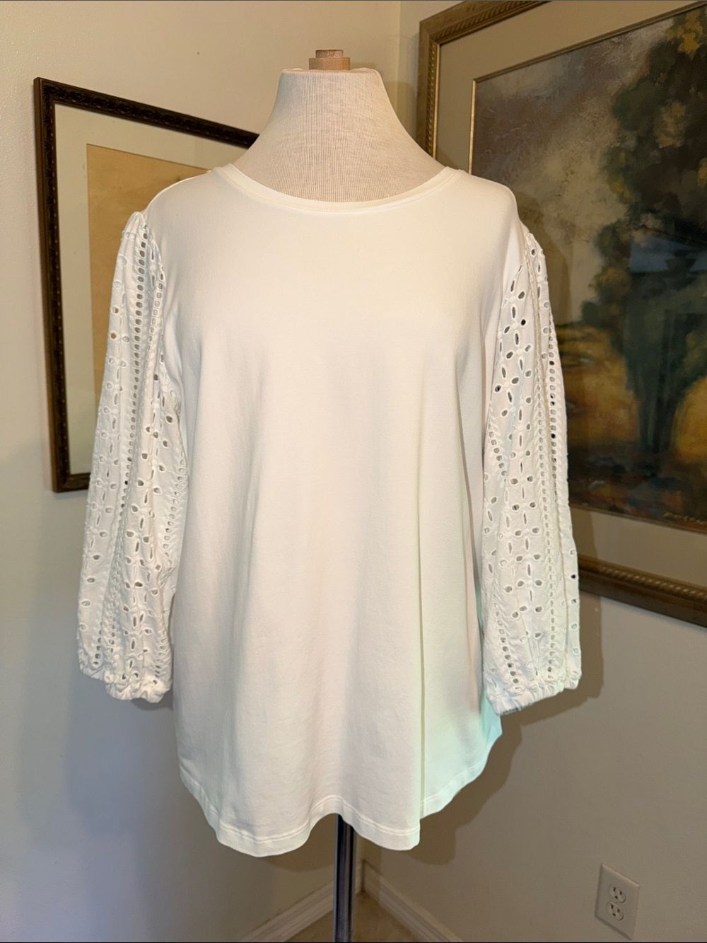 Chico’s White Eyelet Puff Sleeve Top Size 3=XL